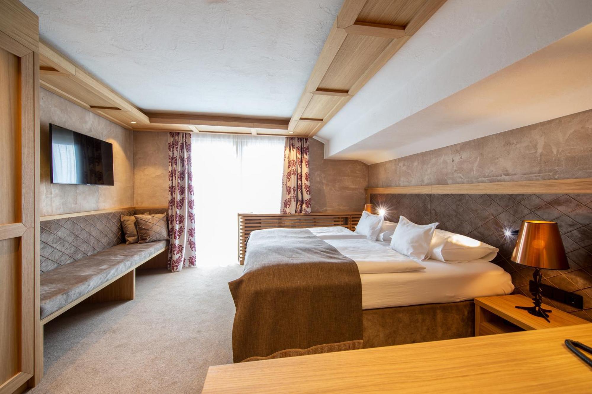 Hotel Alpina Deluxe Obergurgl Exterior photo