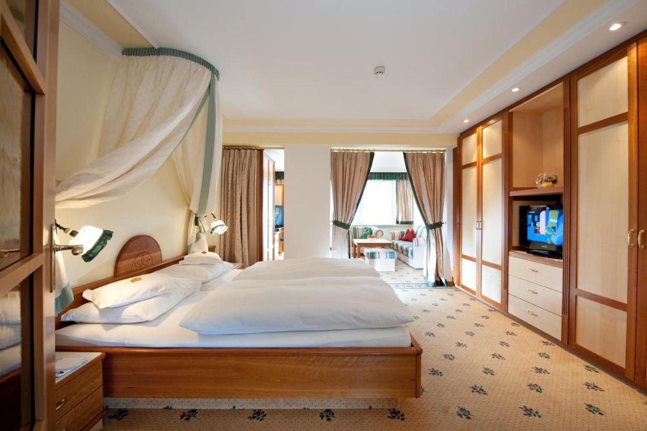 Hotel Alpina Deluxe Obergurgl Room photo